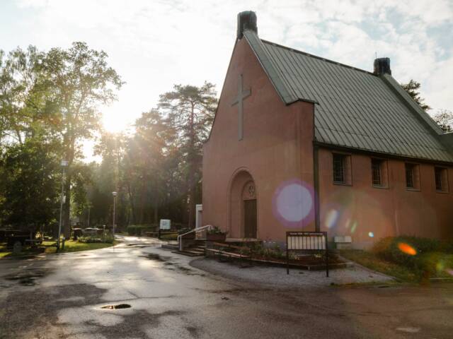Ahveniston kappeli ulkoa.