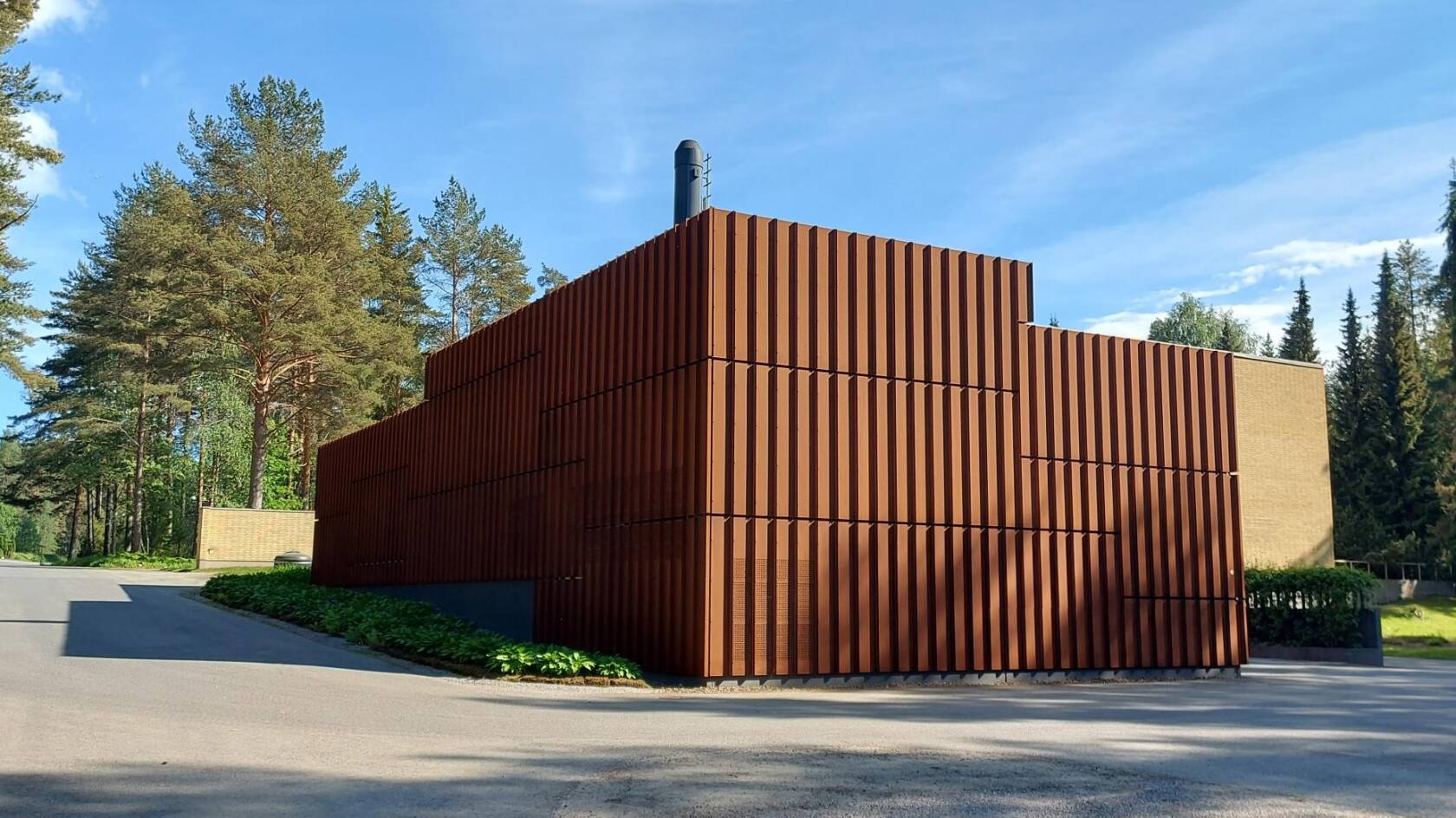 Ulkokuva Vuorentaan krematoriosta.